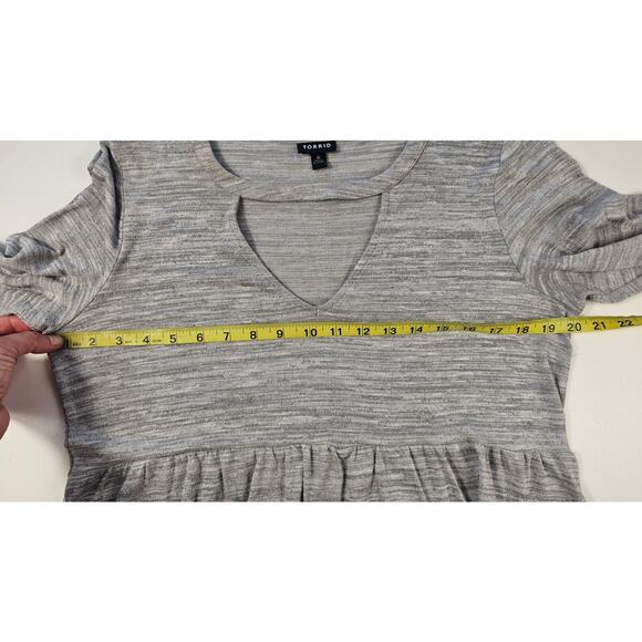 Torrid 0 (L) babydoll stretch cut out key hole career casual flowy flirty top - Picture 7 of 8